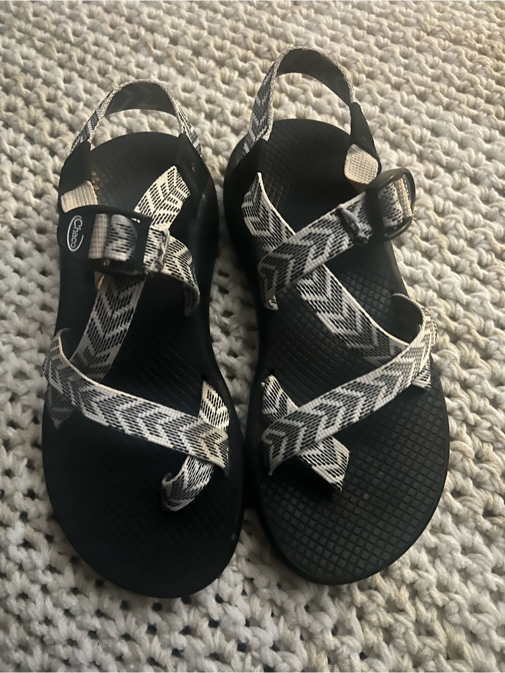 Chacos size 8 guc